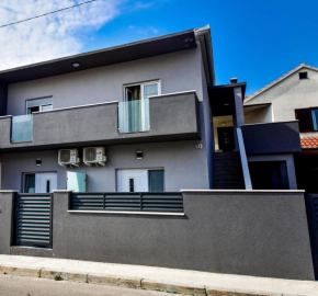 Apartmani AB